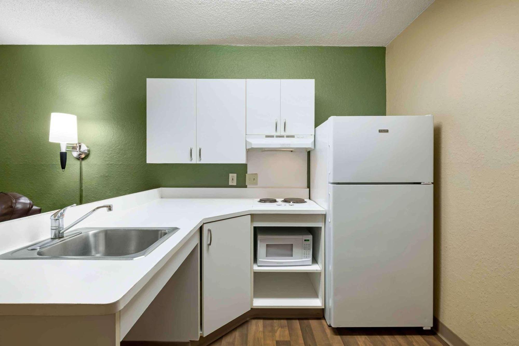Extended Stay America Select Suites - Jacksonville - Lenoir Avenue East מראה חיצוני תמונה