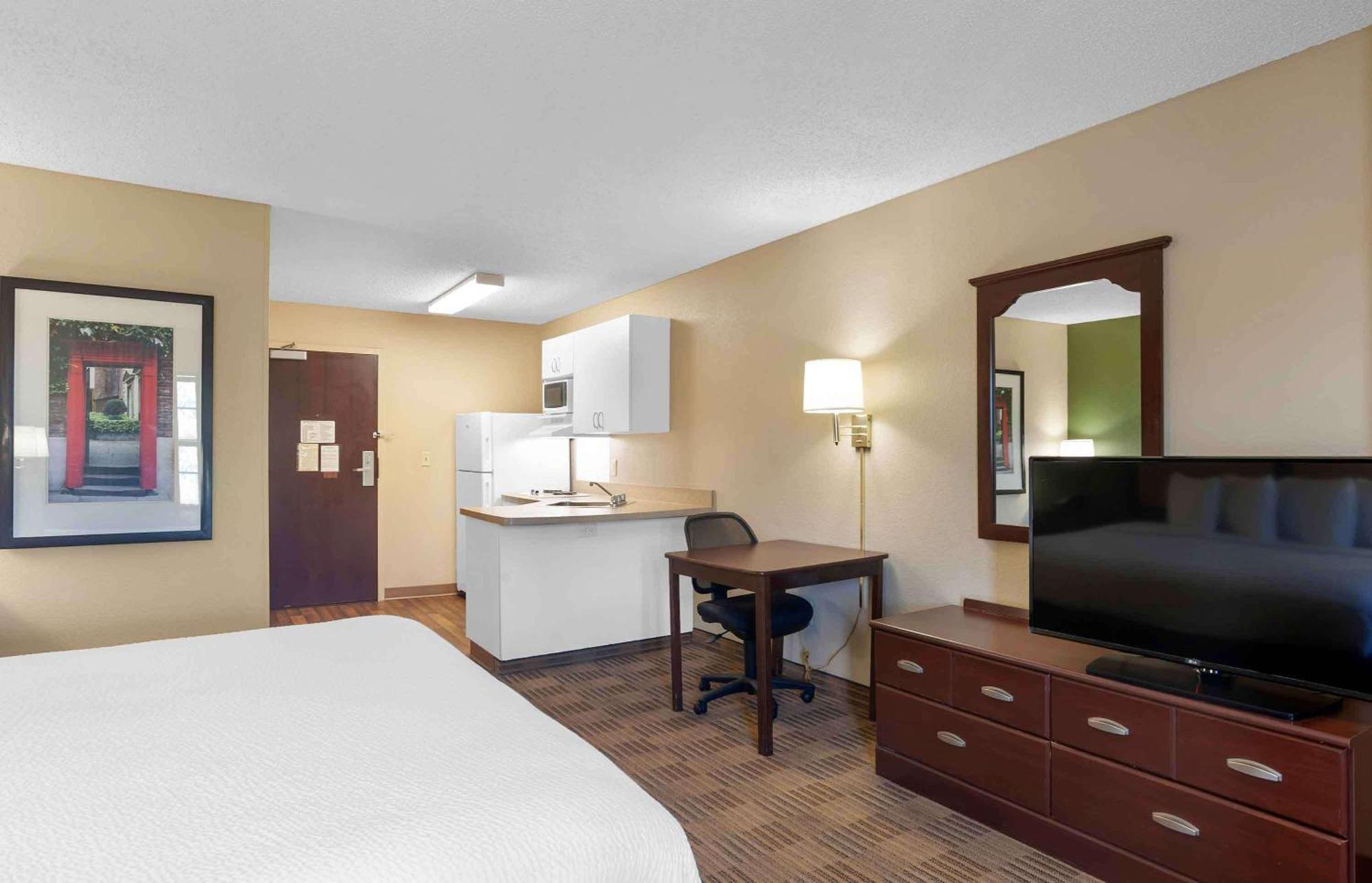 Extended Stay America Select Suites - Jacksonville - Lenoir Avenue East מראה חיצוני תמונה